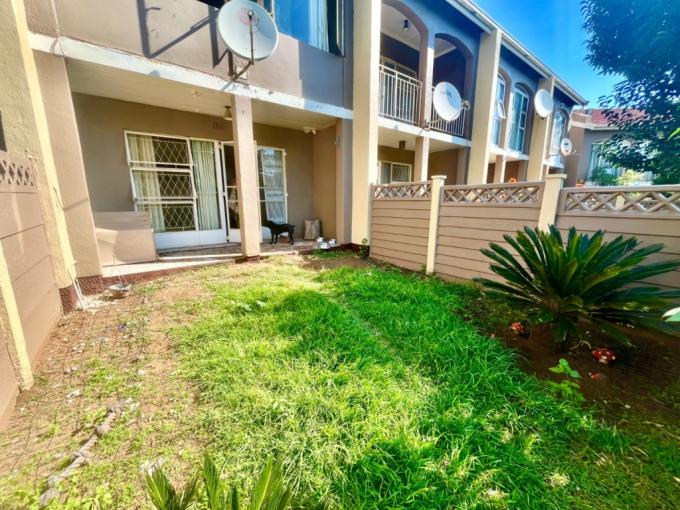 2 Bedroom Simplex for Sale For Sale in Haddon - MR681033
