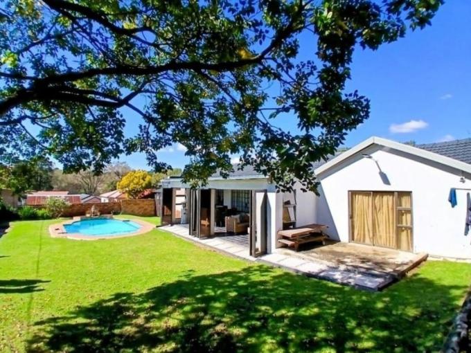 4 Bedroom House for Sale For Sale in Ormonde - MR681036