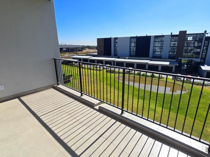 2 Bedroom Apartment to Rent in Midstream Estate - Property to rent - MR681057
