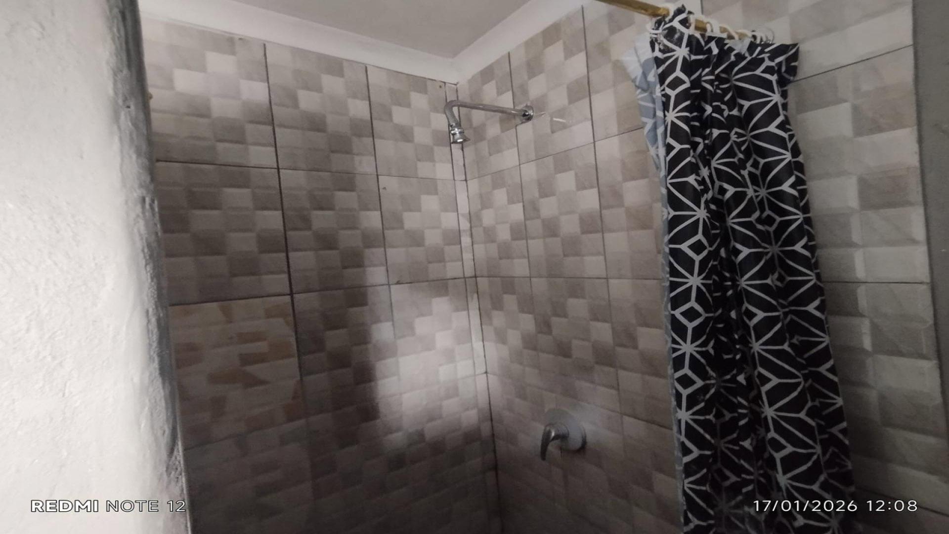 Bathroom 1 of property in Sasolburg