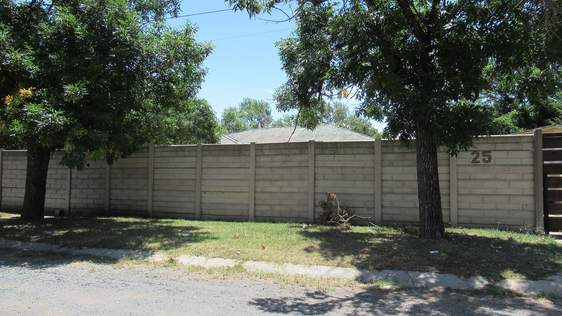 Front View of property in Sasolburg