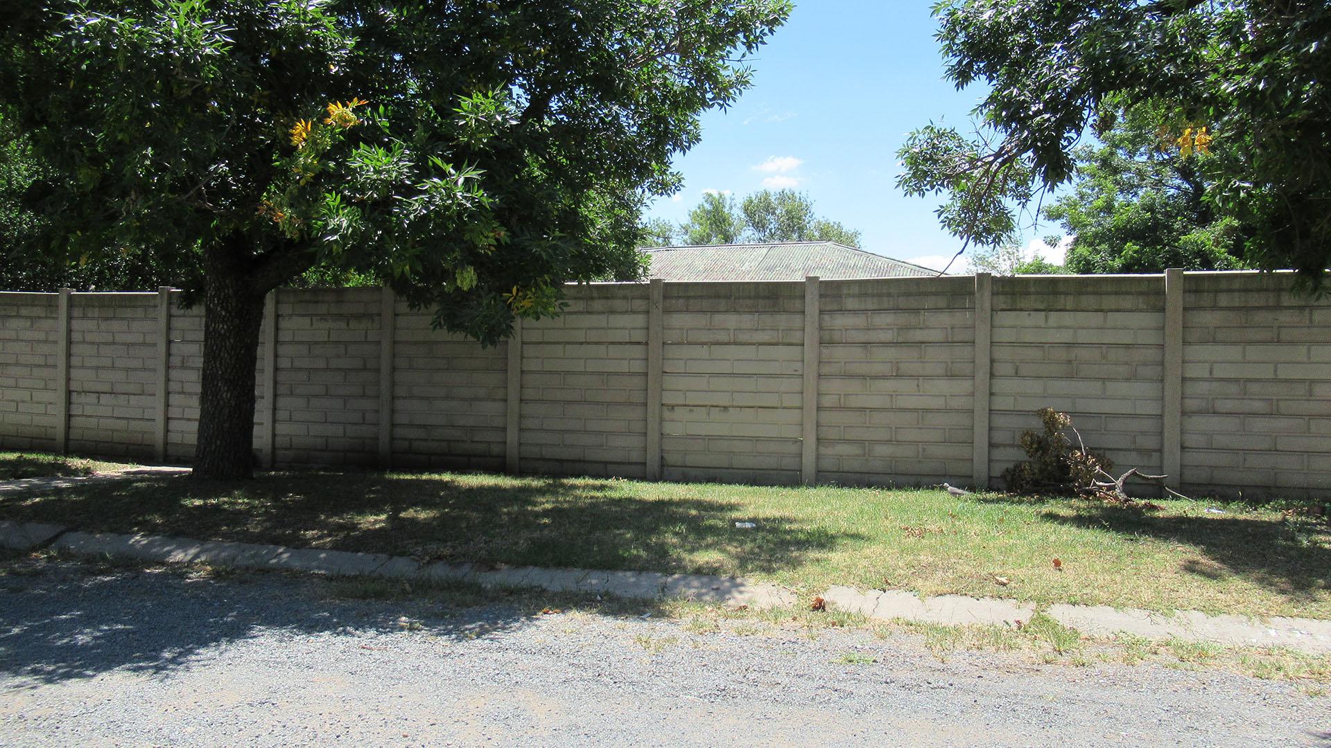 Front View of property in Sasolburg