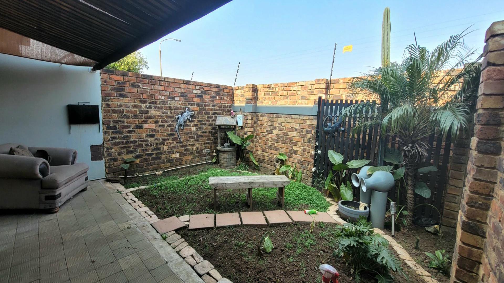 Backyard of property in Witfield