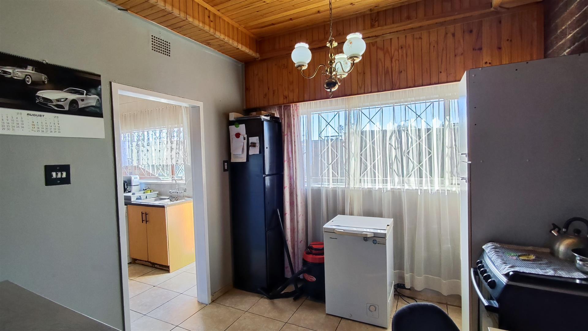 Dining Room - 8 square meters of property in Witfield