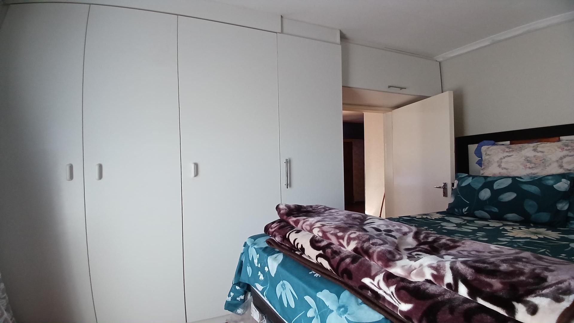 Bed Room 1 of property in Orion Park