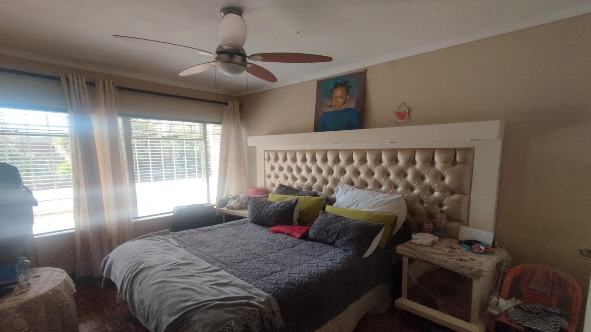 Bed Room 2 of property in Sasolburg