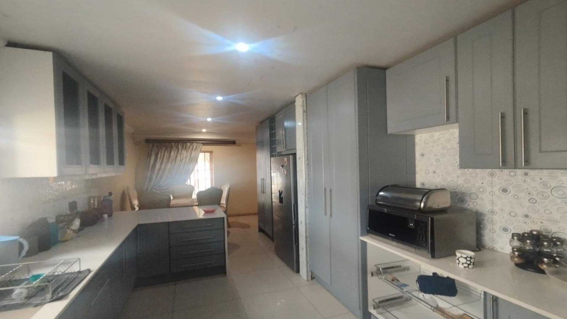 Kitchen of property in Sasolburg