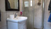 Bathroom 1 - 4 square meters of property in Sasolburg
