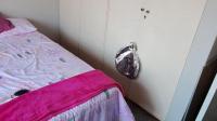 Bed Room 1 of property in Glencoe