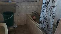 Bathroom 2 of property in Glencoe
