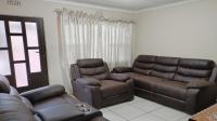 Lounges of property in Umlazi