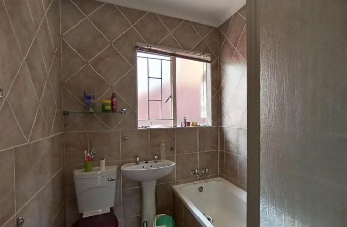 3 Bedroom Sectional Title for Sale For Sale in Terenure - MR681128