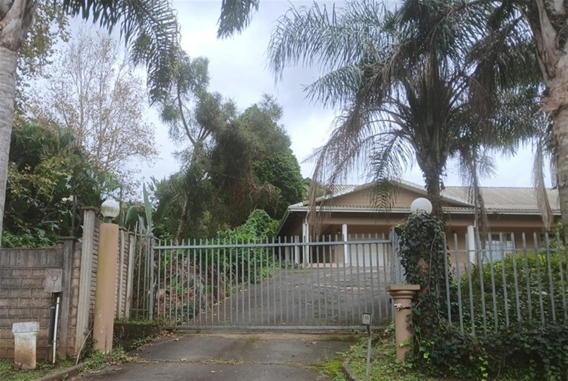 Front View of property in Kloof 