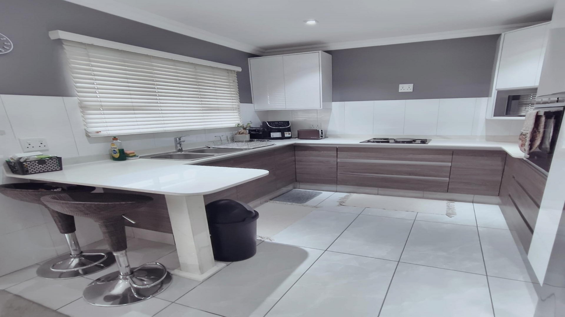 Kitchen of property in Queensburgh