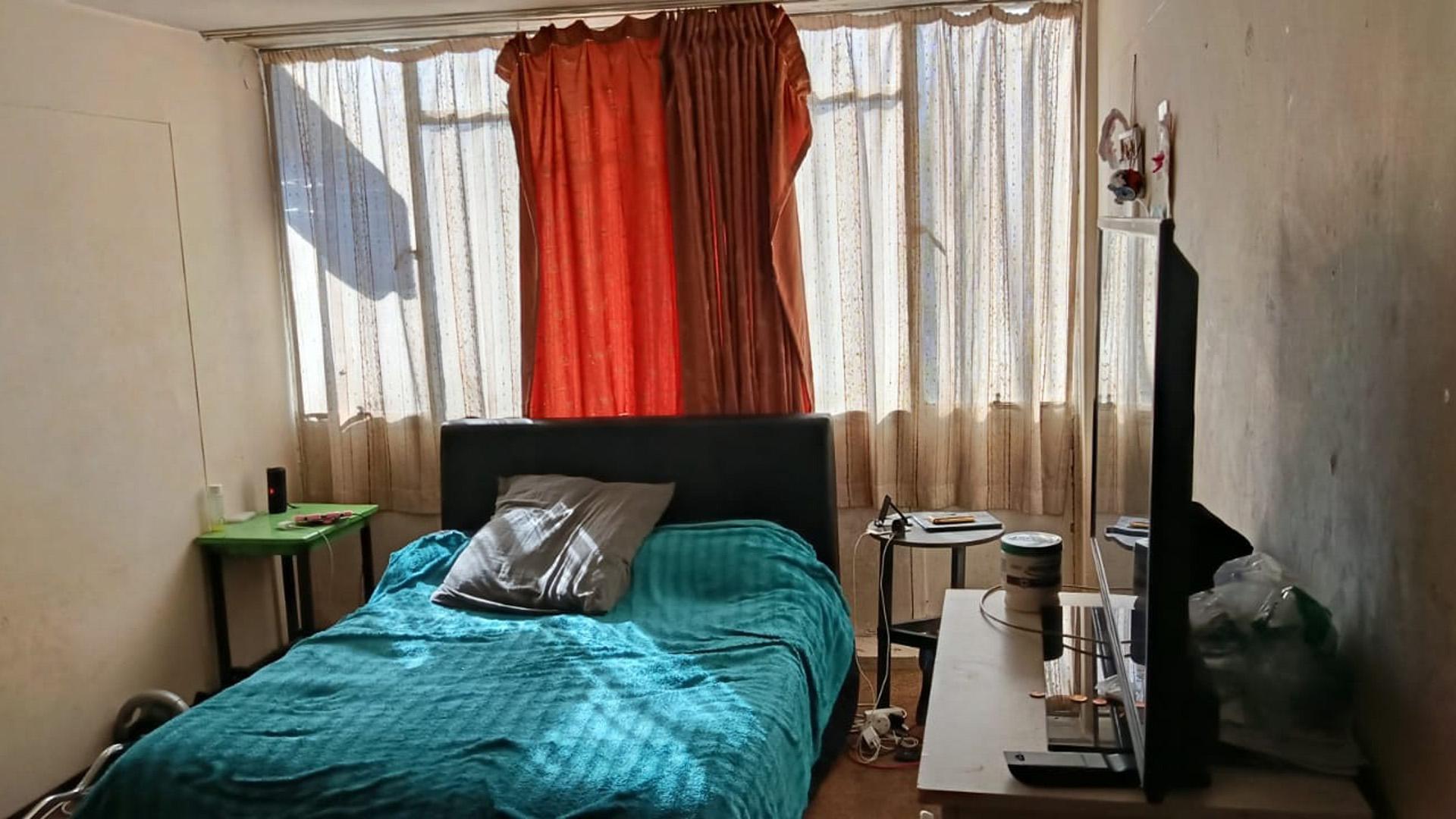 Bed Room 1 of property in Bloemfontein