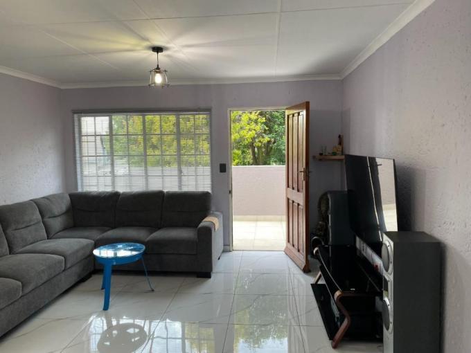 2 Bedroom Apartment for Sale For Sale in Eden Glen - MR681177