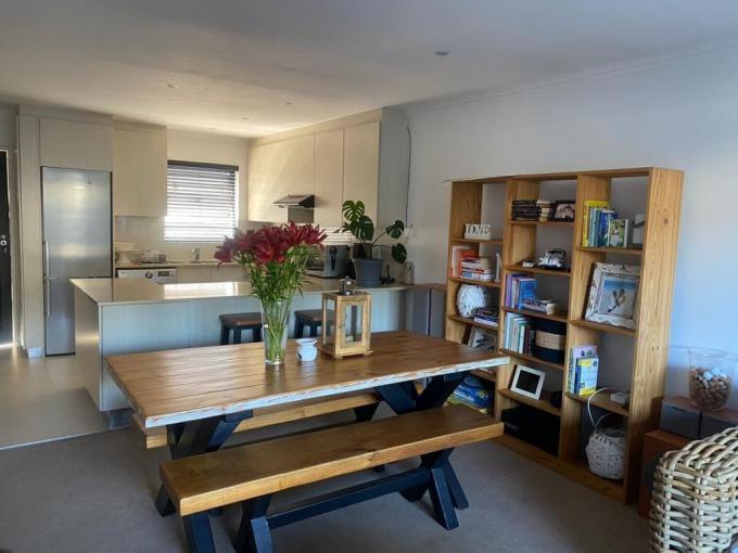 2 Bedroom Apartment for Sale For Sale in Milnerton - MR681180