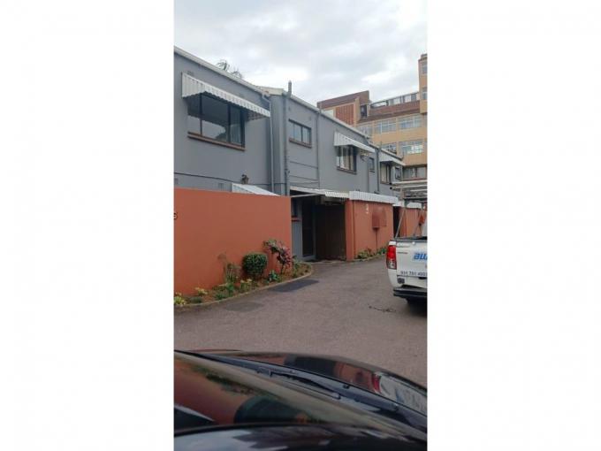 2 Bedroom Apartment to Rent in Essenwood - Property to rent - MR681188