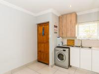  of property in Die Hoewes