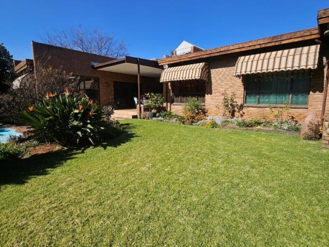3 Bedroom House for Sale For Sale in Glenvista - MR681215