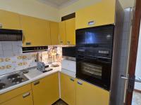  of property in Glenvista