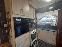  of property in Klippoortjie AH