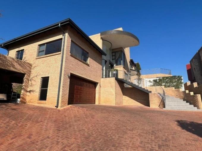 4 Bedroom House for Sale For Sale in Meyersdal - MR681239