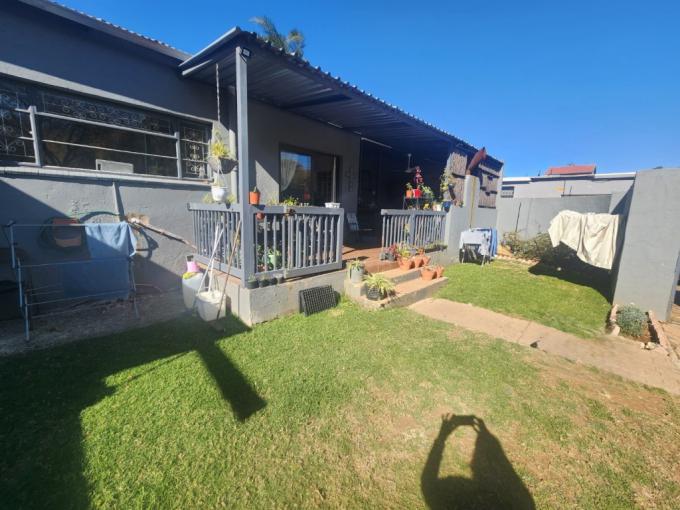 3 Bedroom House for Sale For Sale in Greymont - MR681240
