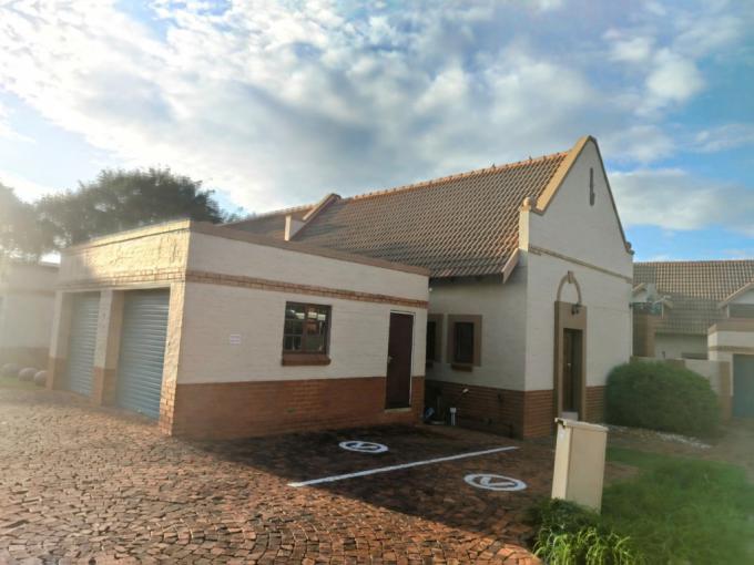 3 Bedroom Simplex for Sale For Sale in Equestria - MR681248