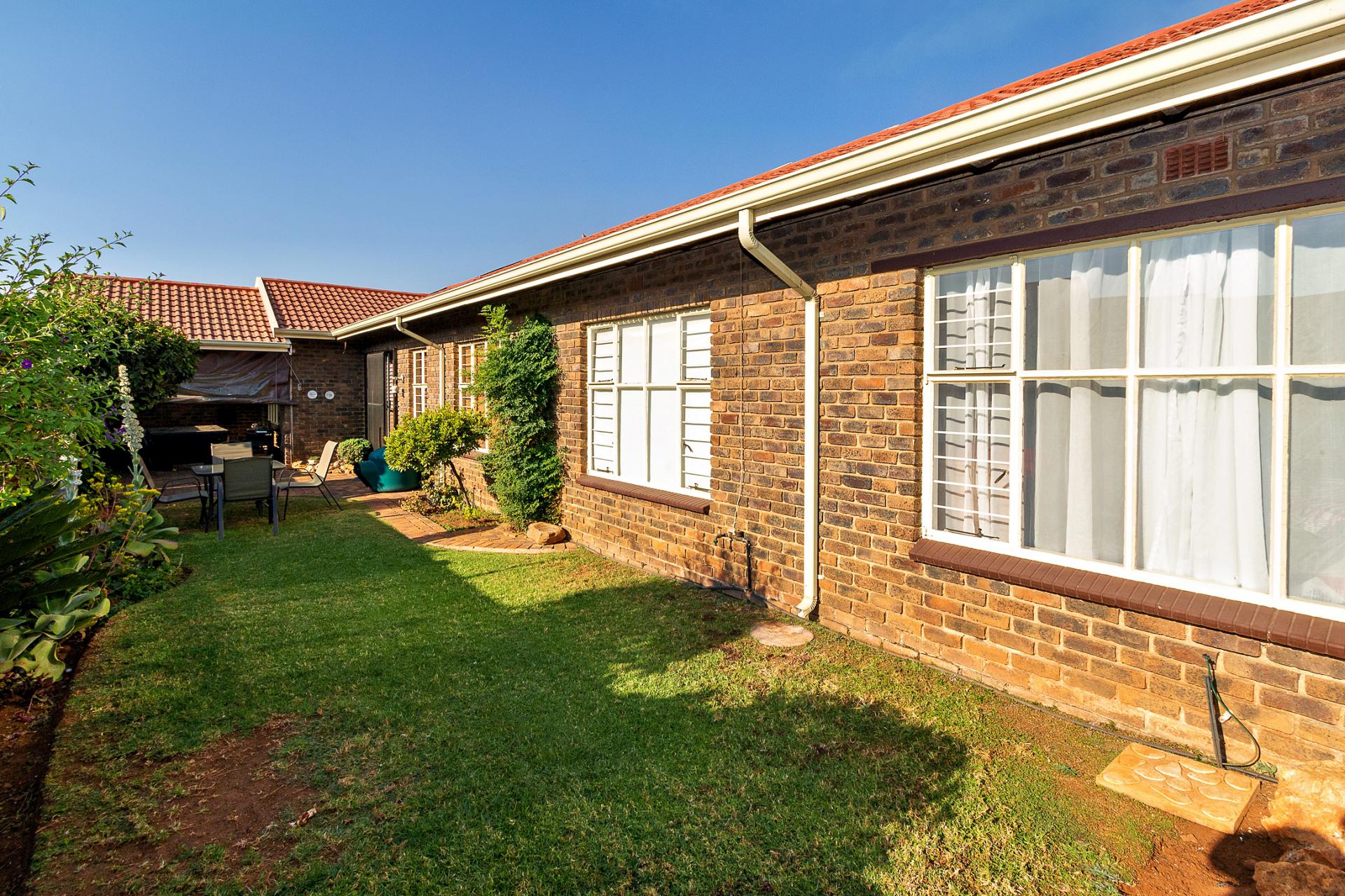  of property in Birchleigh North