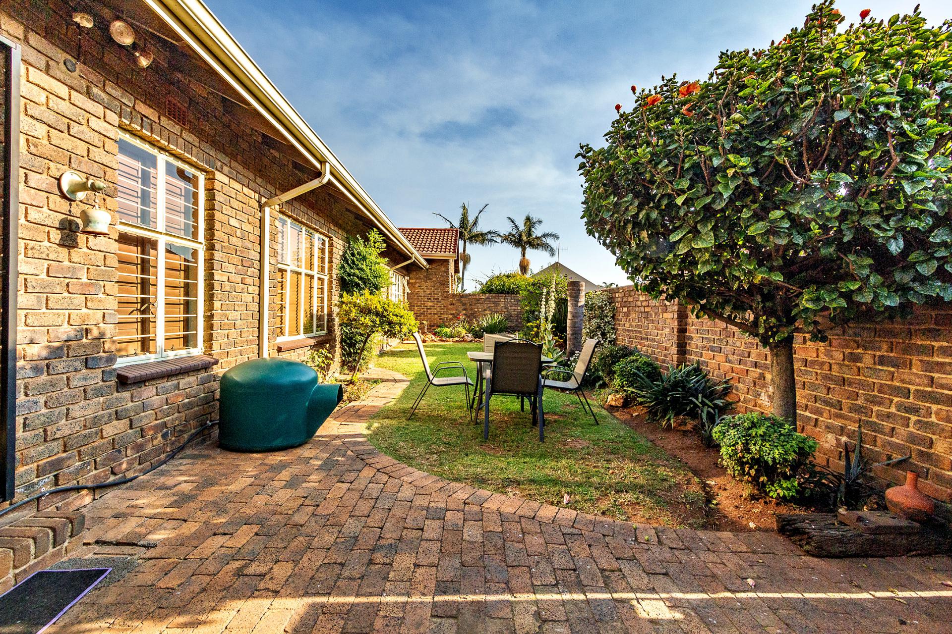  of property in Birchleigh North