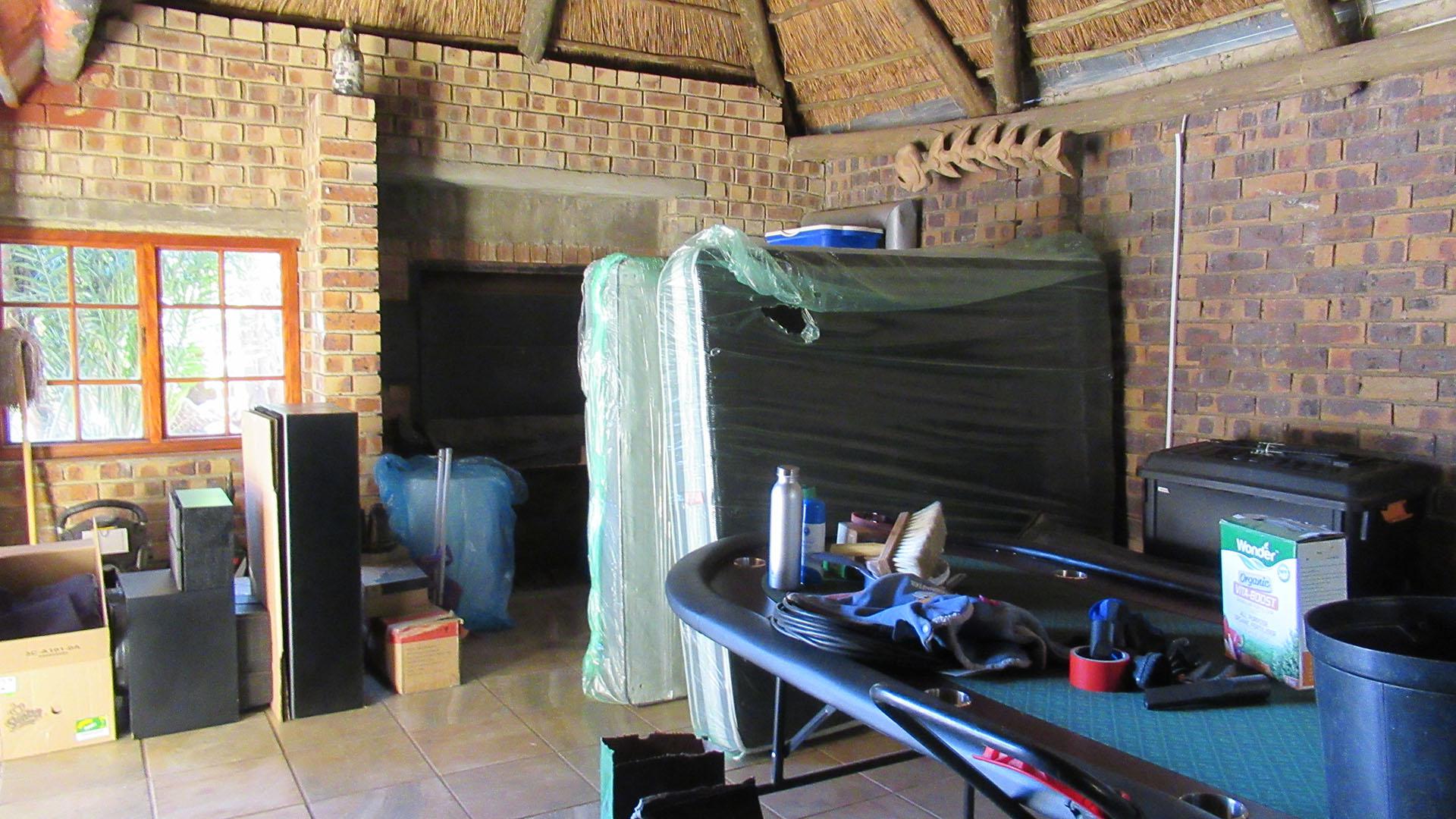 Entertainment - 32 square meters of property in Northwold