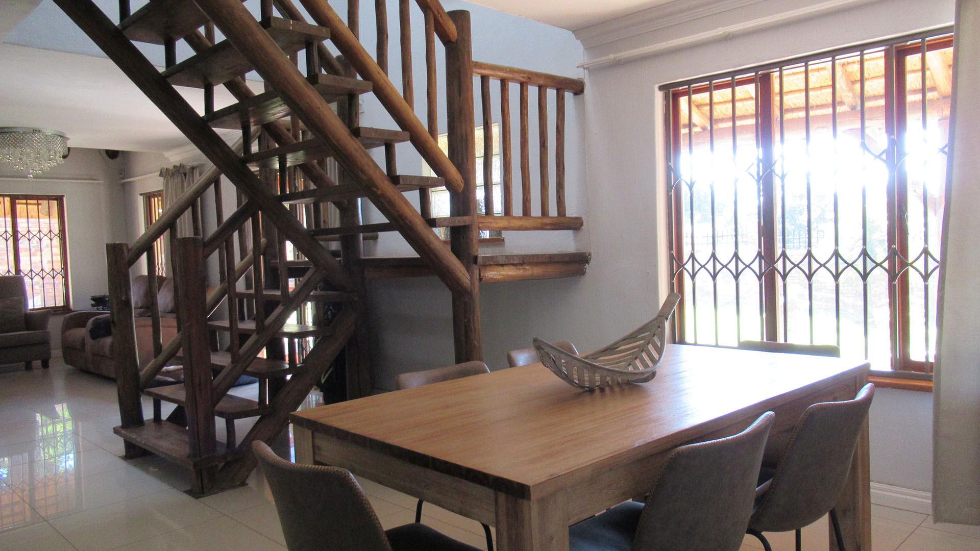 Dining Room - 12 square meters of property in Northwold