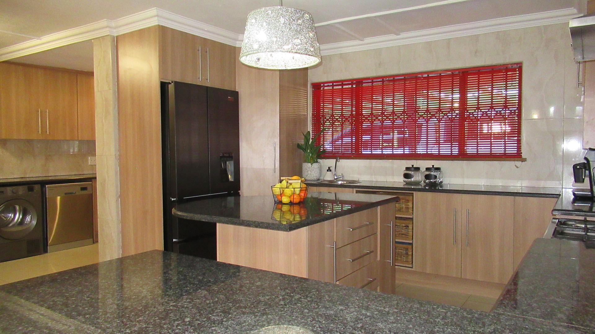 Kitchen - 42 square meters of property in Northwold