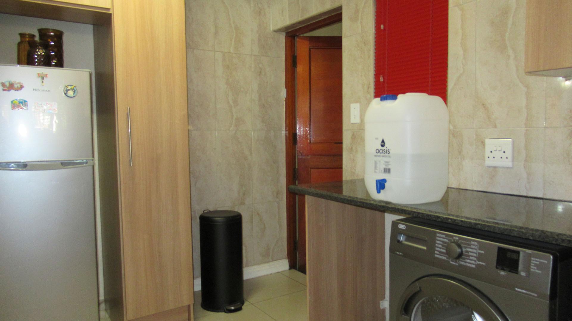 Scullery - 10 square meters of property in Northwold