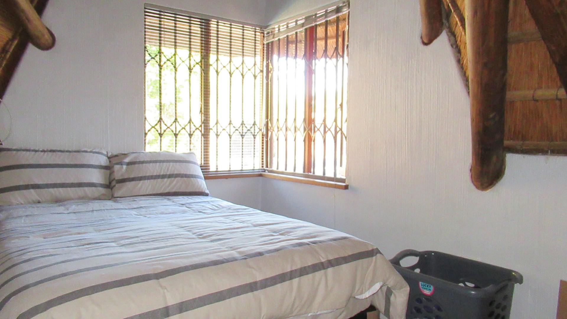 Bed Room 2 - 10 square meters of property in Northwold