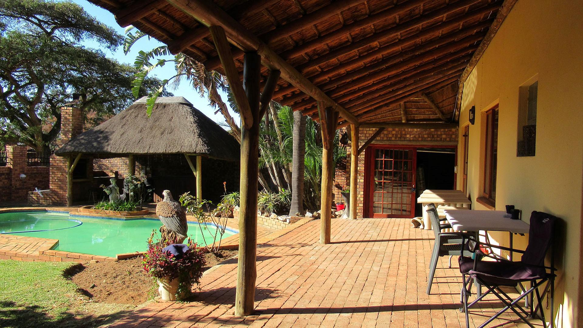 Patio - 66 square meters of property in Northwold