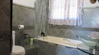 Bathroom 2 - 5 square meters of property in Northwold
