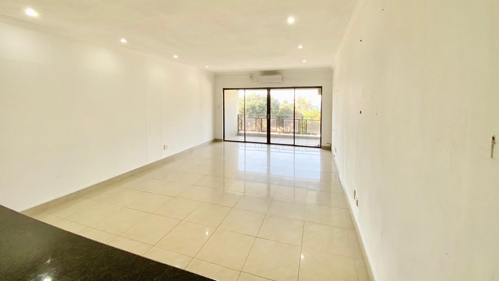 Lounges - 33 square meters of property in Blythedale