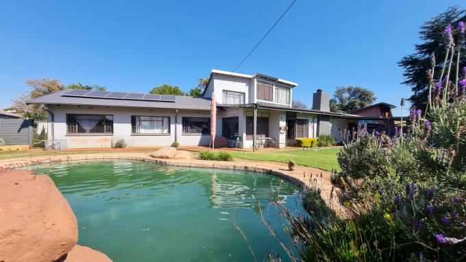 4 Bedroom House for Sale For Sale in Waverley - MR681320