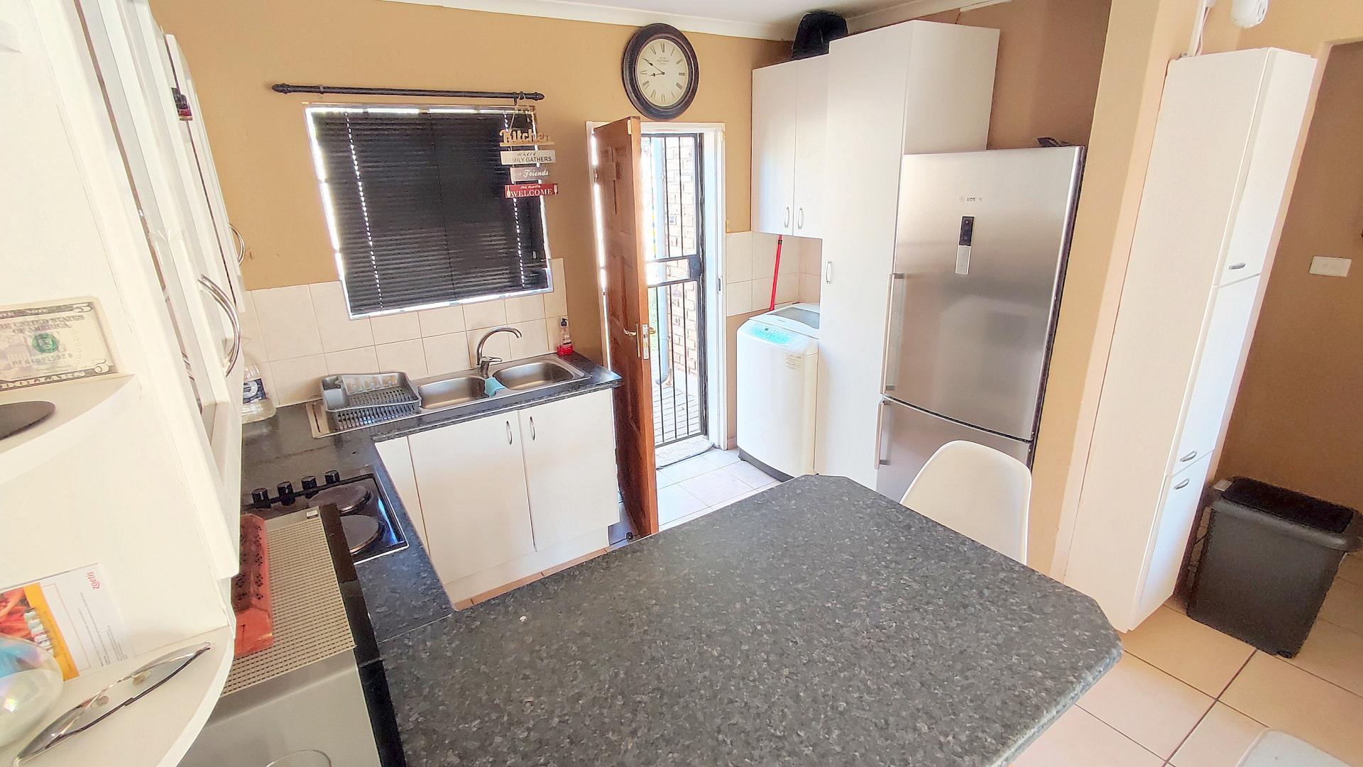  of property in Heuwelsig Estate