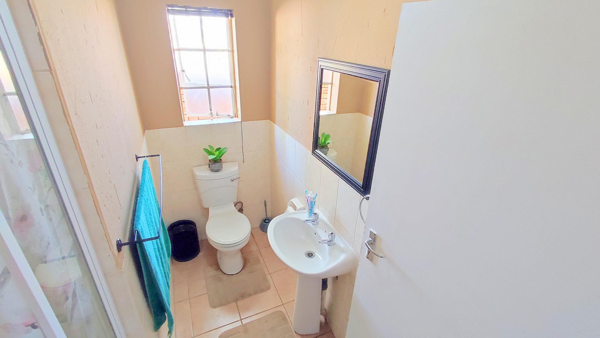  of property in Heuwelsig Estate