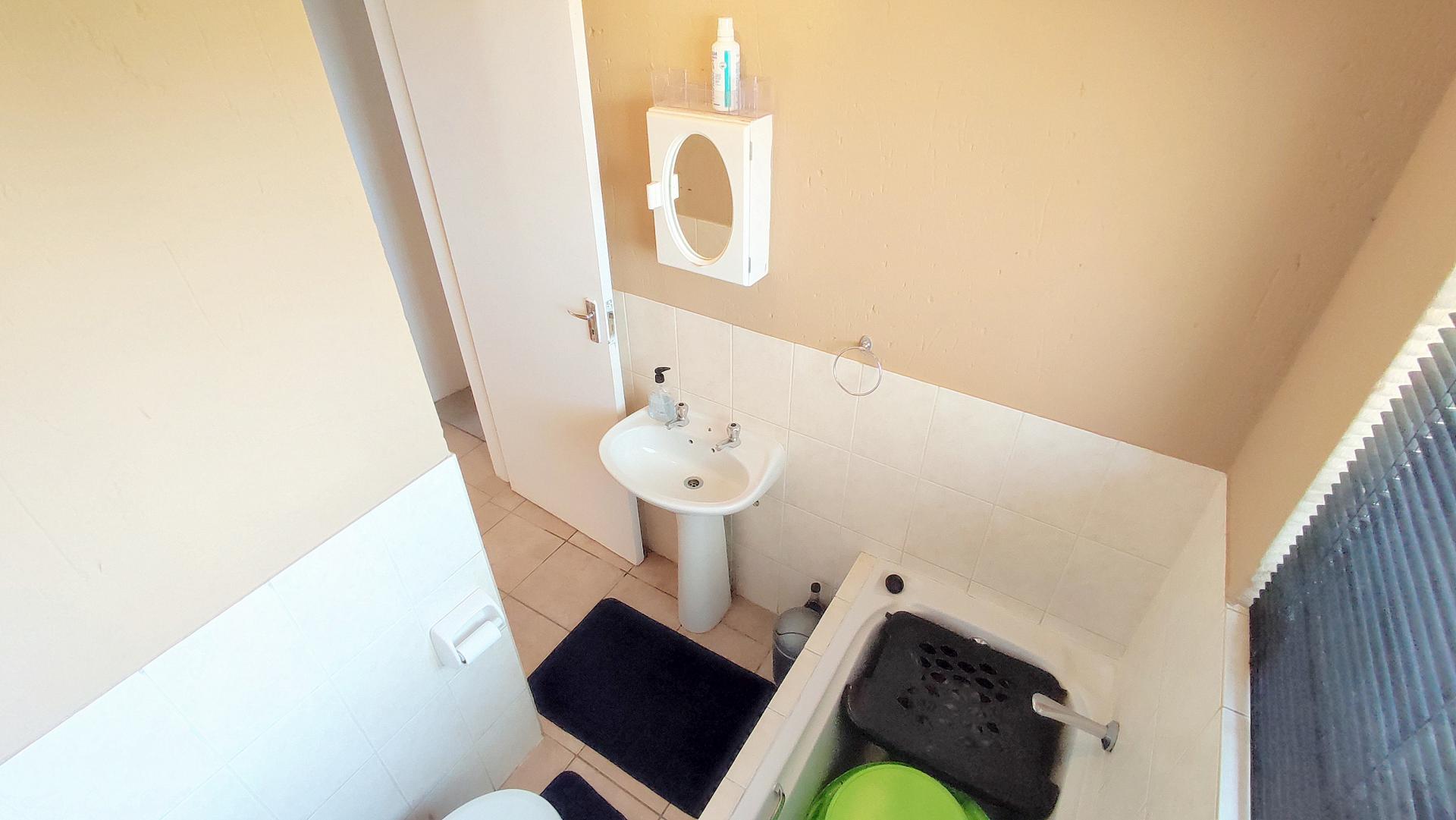  of property in Heuwelsig Estate