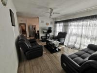 Lounges of property in Birchleigh North