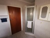 Bathroom 3+ of property in Birchleigh North