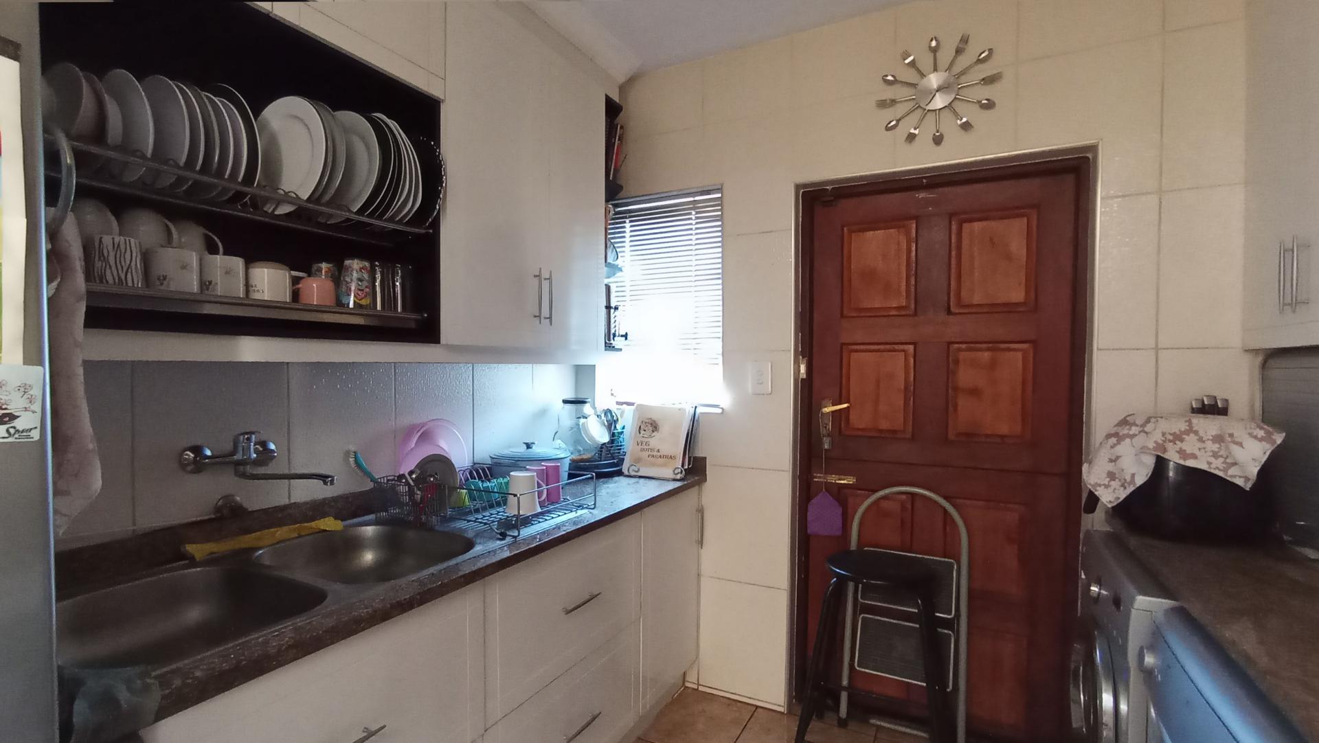 Kitchen - 7 square meters of property in Ormonde