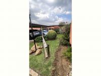  of property in Alan Manor