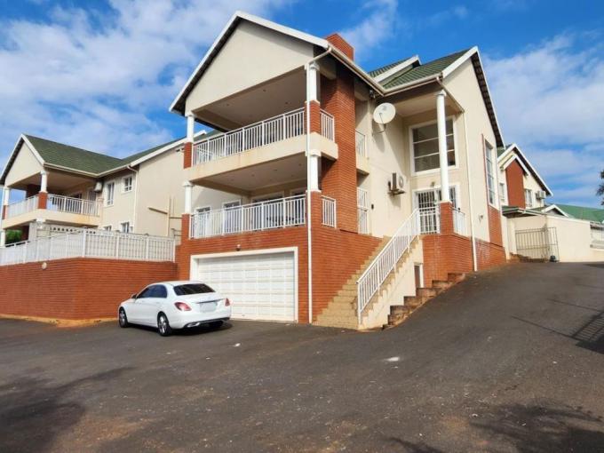 4 Bedroom Sectional Title for Sale For Sale in Mount Edgecombe  - MR681358