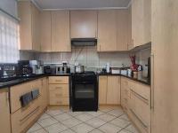  of property in Constantiapark