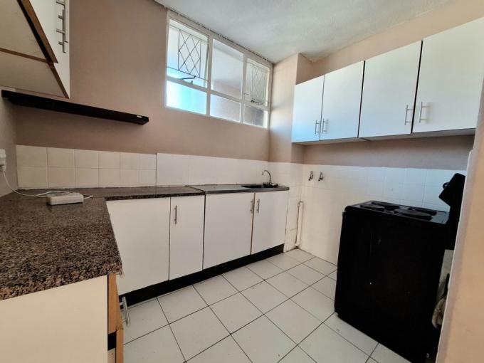 2 Bedroom Apartment to Rent in Essenwood - Property to rent - MR681372